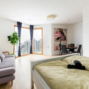 Central Station Loft - Amazing View In City Center - Jupihome Apartment Wien